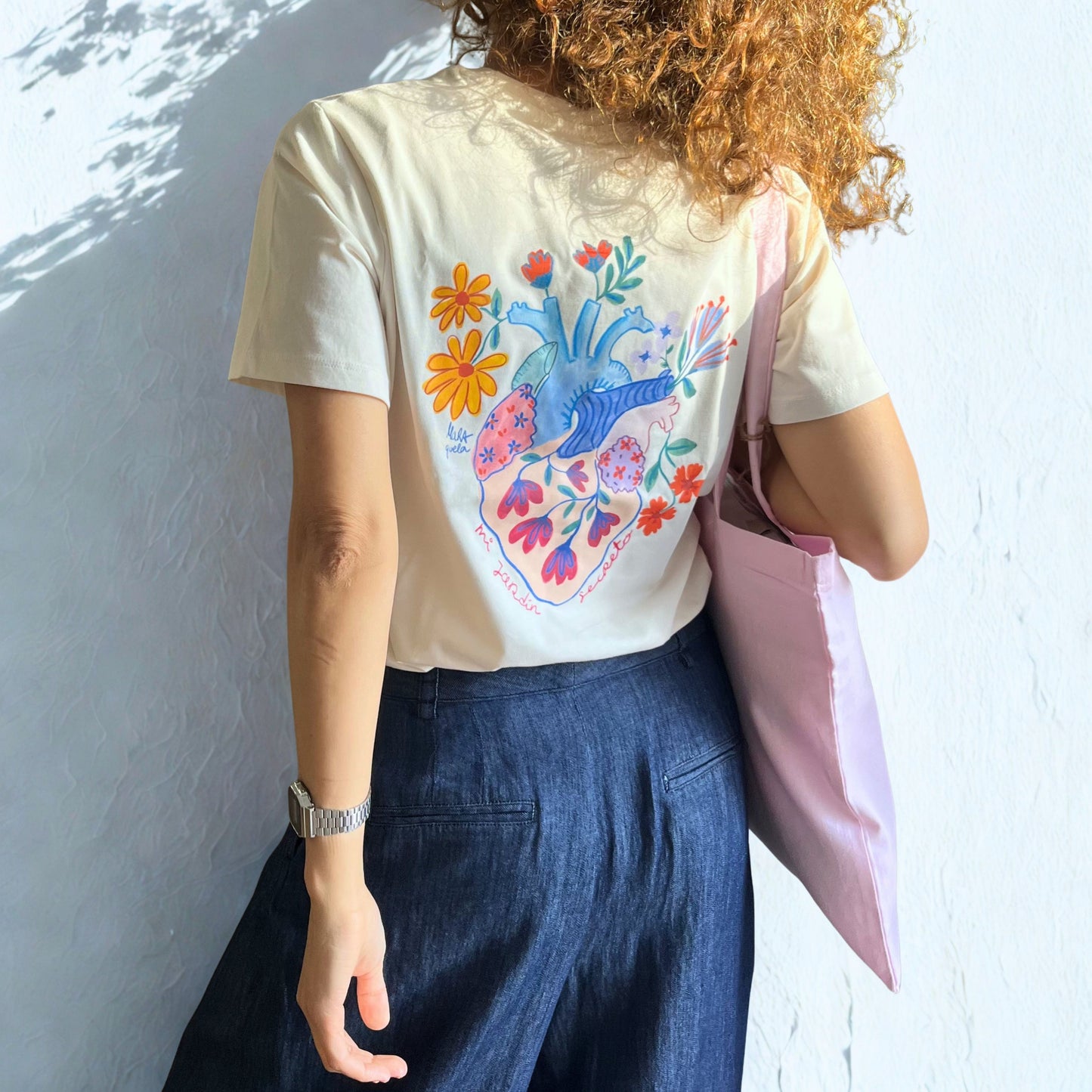 Camiseta mujer - Corazón "Mi Jardín Secreto" (Espalda)