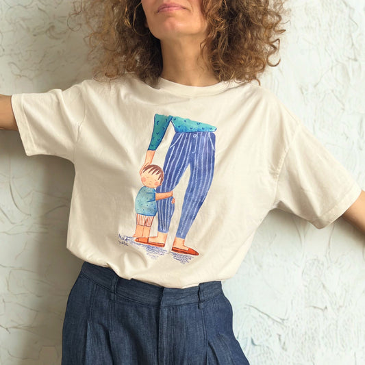 Camiseta Ilustrada - Mamá con Niño