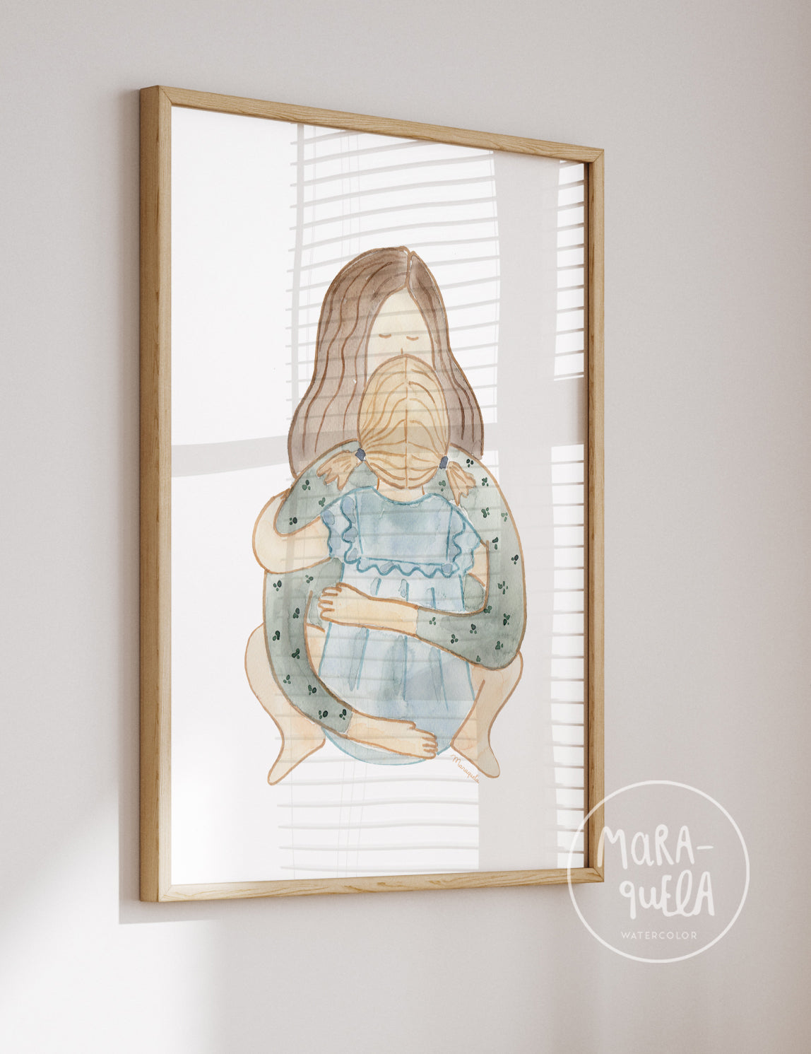 Ilustración Abrazo Mamá y Niña