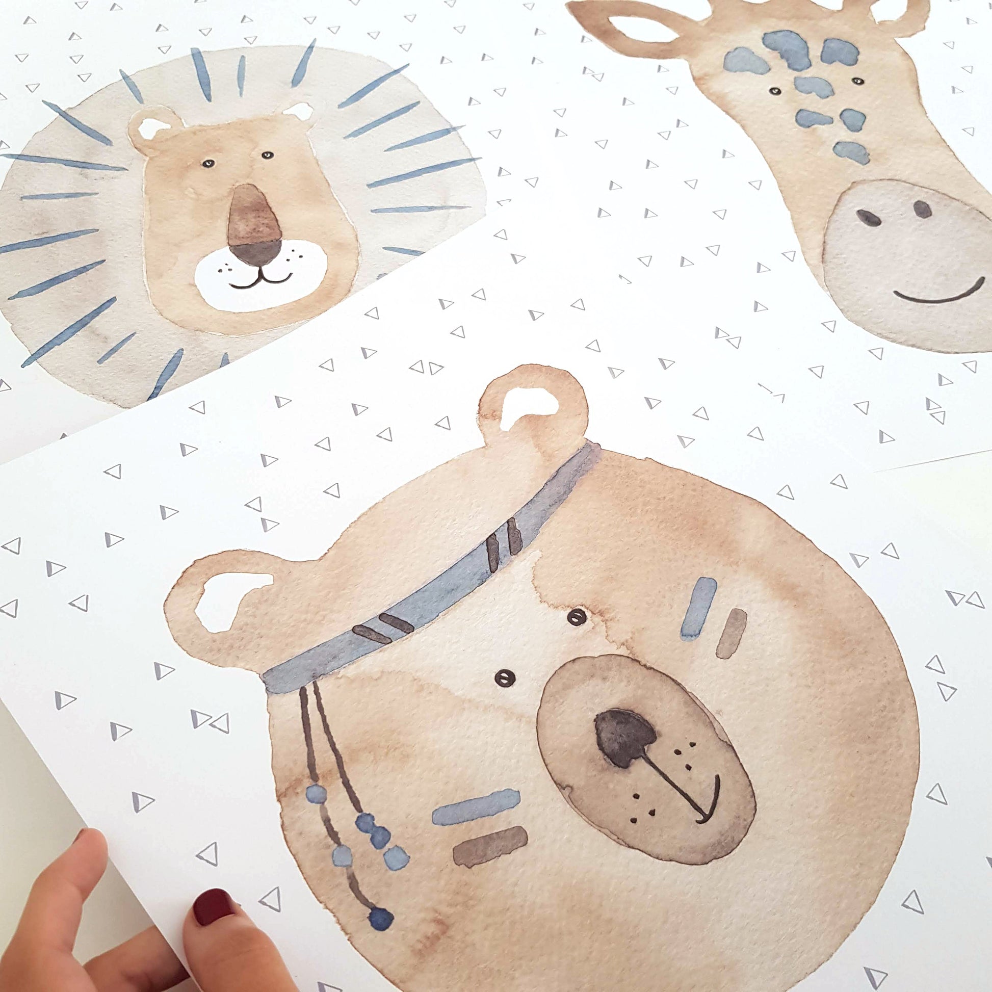 lámina infantil oso pardo tonos neutros